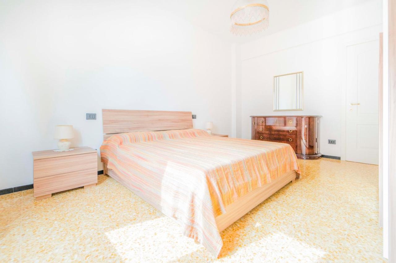 193 - Casa Via Della Chiusa - Centralissimo E Vicino Alla Baia Del Silenzio, Spiaggia E Mare 150M - Parcheggio Gratis Incluso E Aria Condizionata Sestri Levante Eksteriør bilde