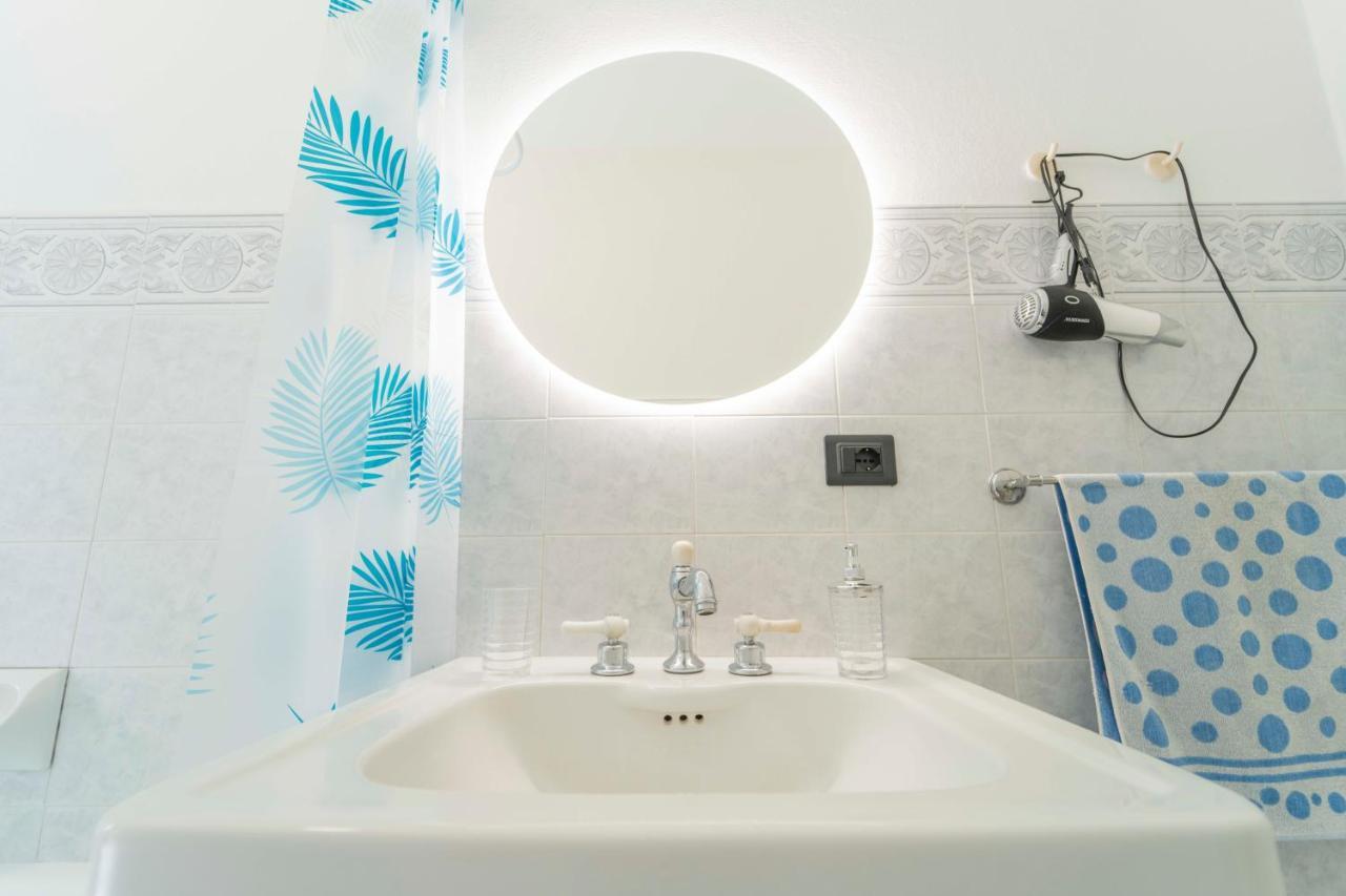 193 - Casa Via Della Chiusa - Centralissimo E Vicino Alla Baia Del Silenzio, Spiaggia E Mare 150M - Parcheggio Gratis Incluso E Aria Condizionata Sestri Levante Eksteriør bilde